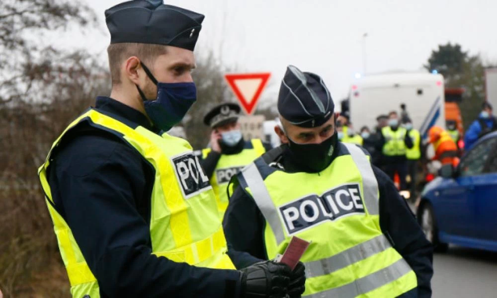 ΕΕ: Αυξημένα μέτρα στις μετακινήσεις -Για να αντιμετωπιστεί ο κορονοϊός και οι μεταλλάξεις